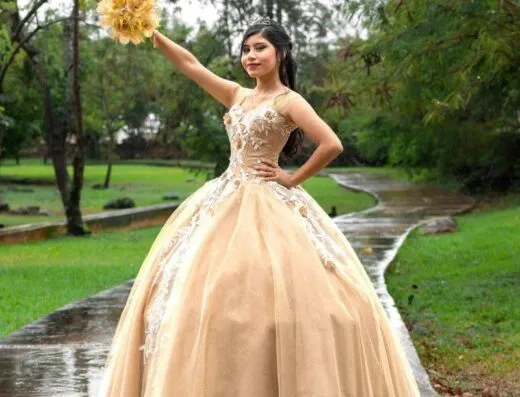 Bellarose - Novias