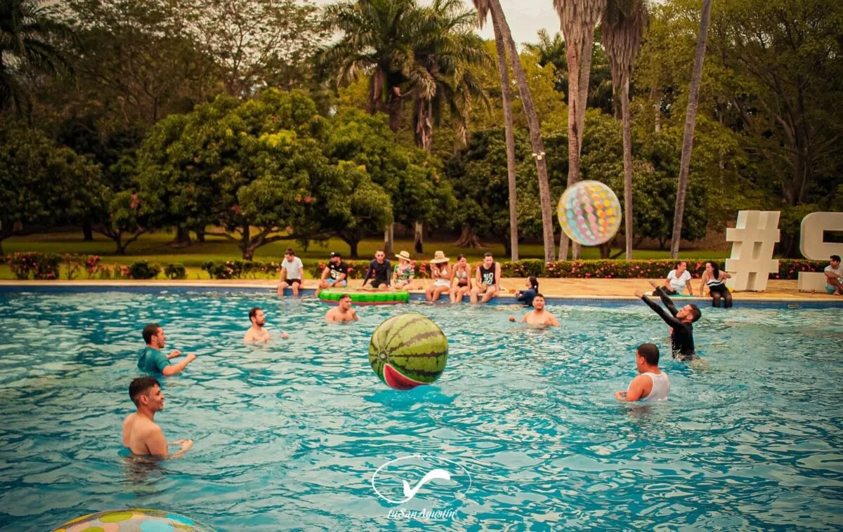 Entre Palmas en Santa Fé de Antioquia: vista 2 de los espacios para eventos
