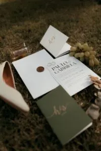 Invitaciones y papelería