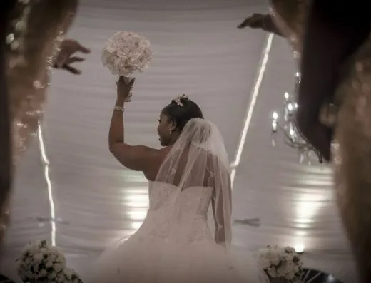 Imagen de referencia: DJ para bodas