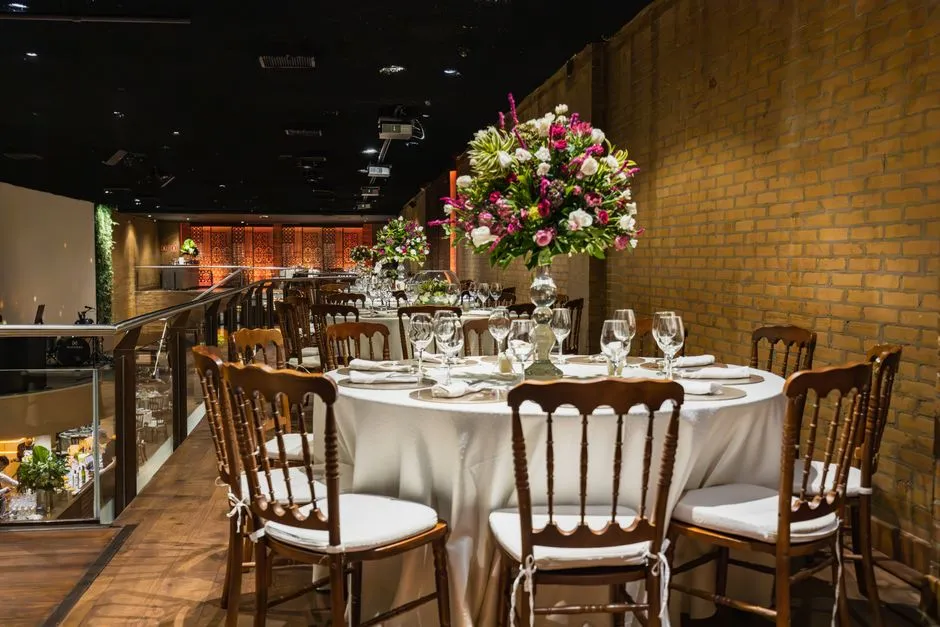 Imagen de referencia: salón de eventos para bodas
