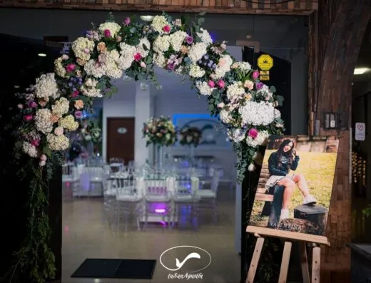 Salones Van Gogh y Vivaldi - Laureles en Medellín: vista 1 de los espacios para eventos