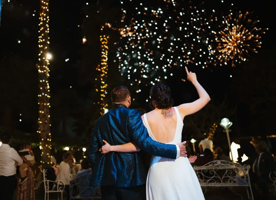 Imagen de referencia: bailarines y coreografía para bodas