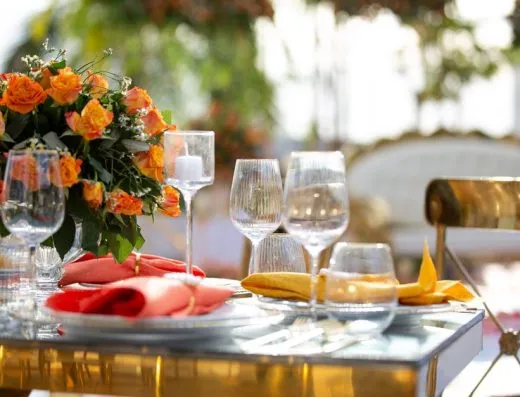 Imagen de referencia: salón de eventos para bodas