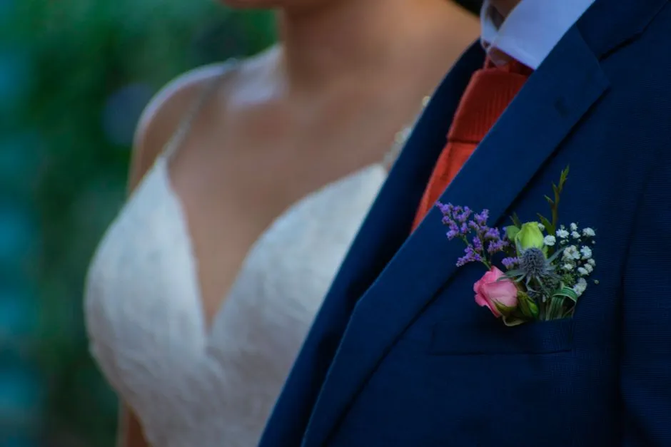 Imagen de referencia: trajes de novio para bodas